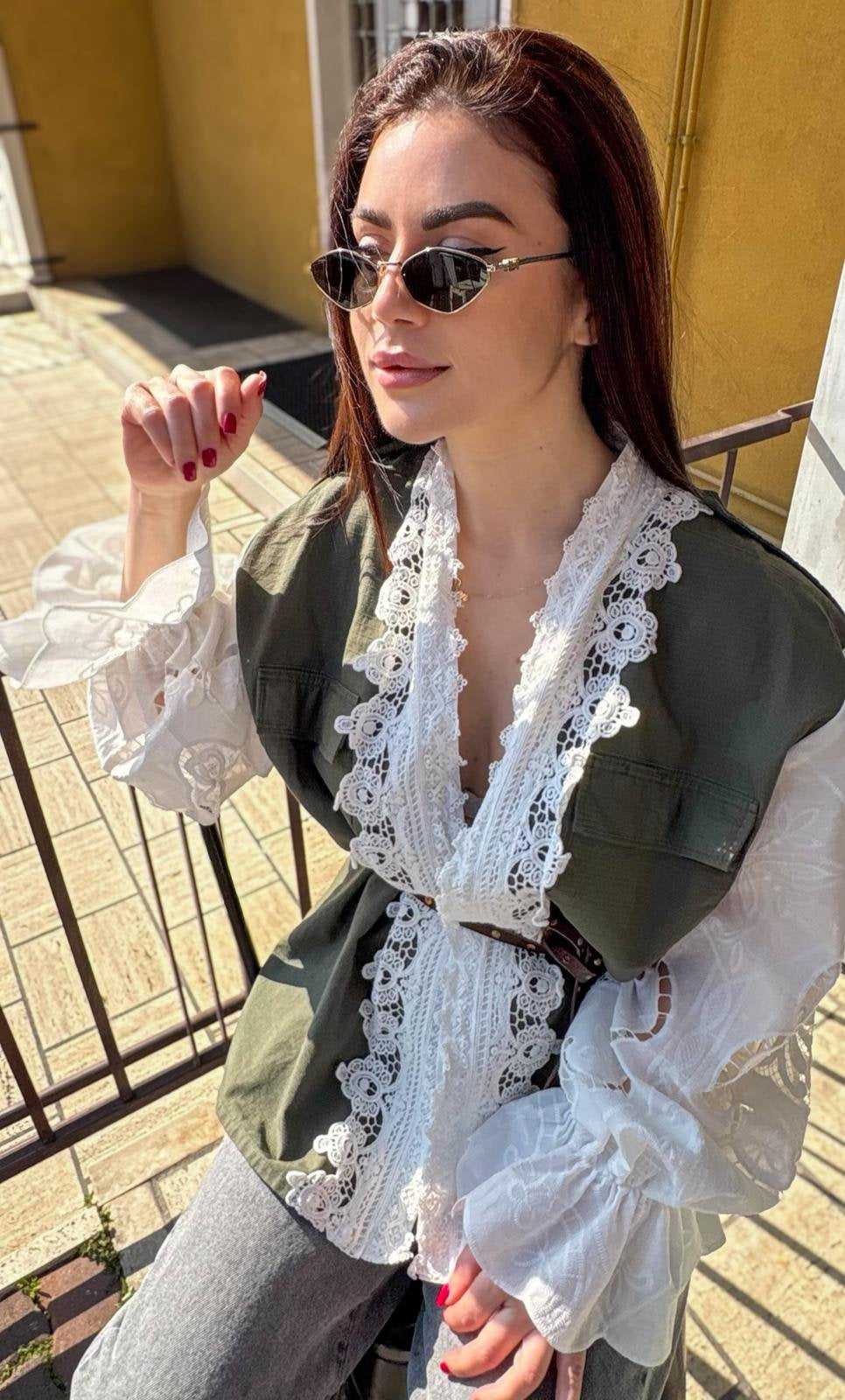 Military Jacket con Pizzo e Maniche in Sangallo