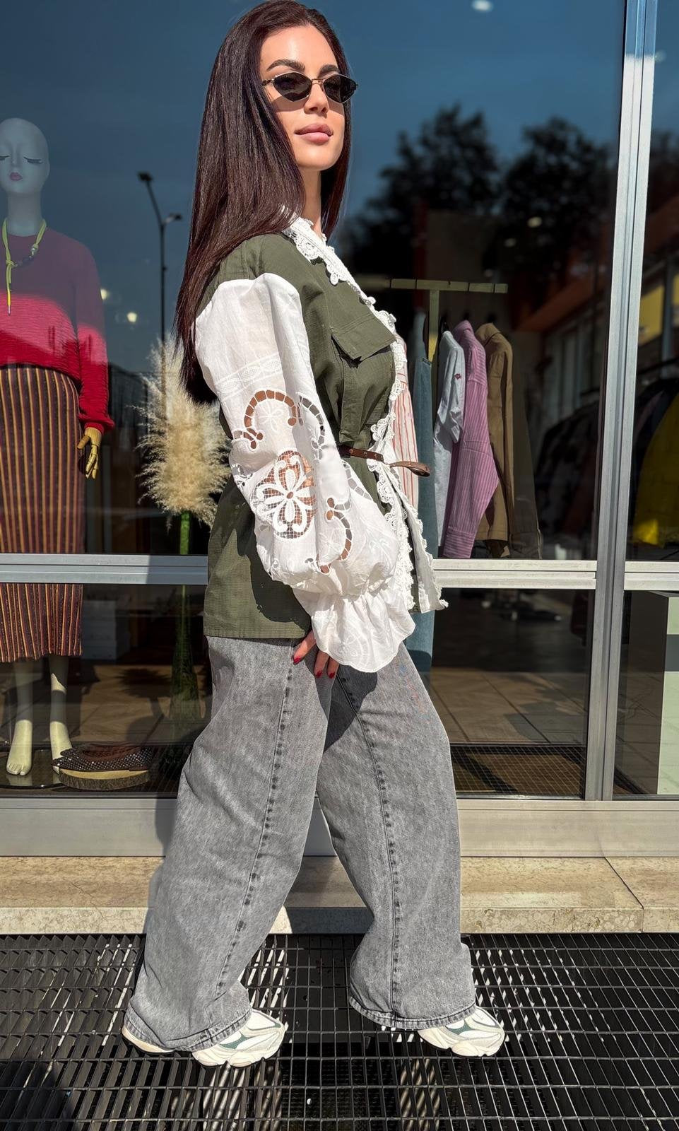 Military Jacket con Pizzo e Maniche in Sangallo