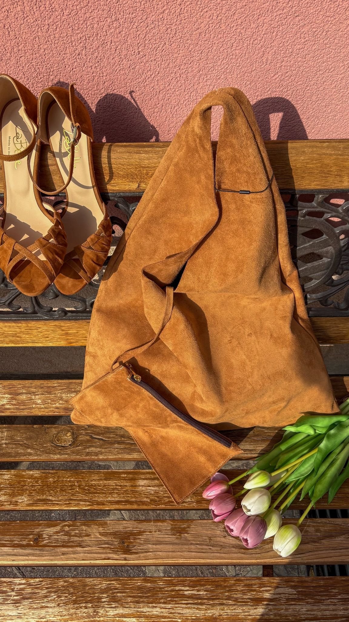 Borsa Hobo Morbida in Suede Camel con Pochette