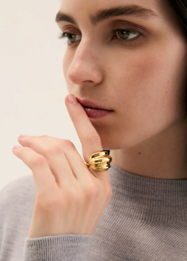 Anello Bombato Aperto – oro, leggero e regolabile
