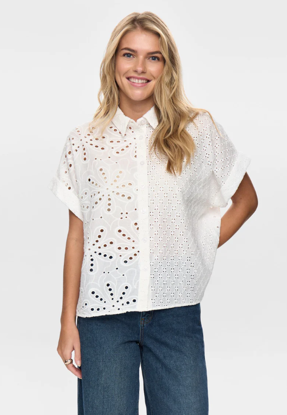 Camicia smanicata in cotone ricamato – bianco luminoso