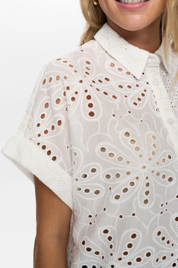 Camicia smanicata in cotone ricamato – bianco luminoso