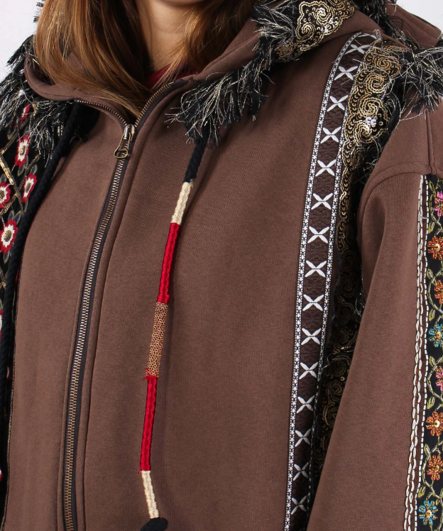 Felpa ricamata con frange – Capospalla Boho Chic