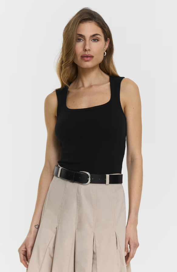 Top Hera Black