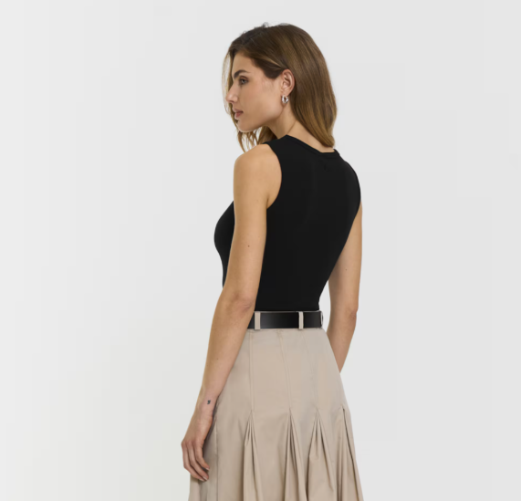 Top Hera Black