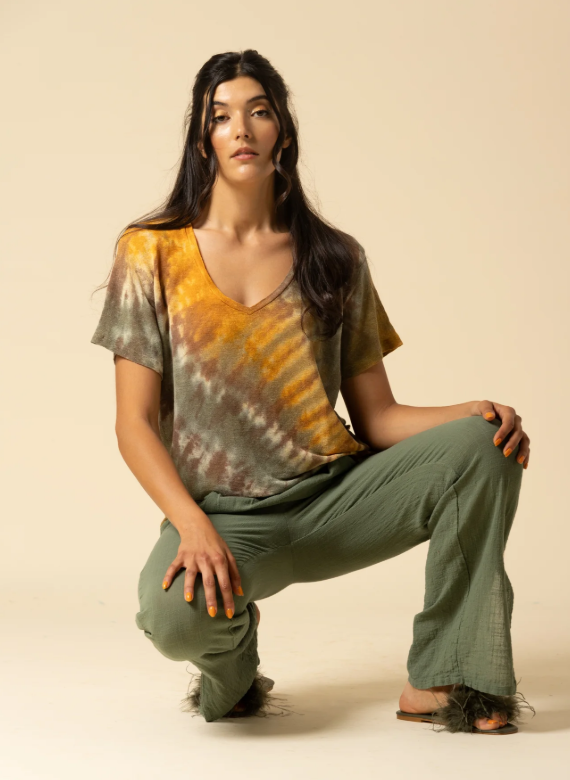 T-Shirt Tie Dye in Lino Devore con Scollo a V