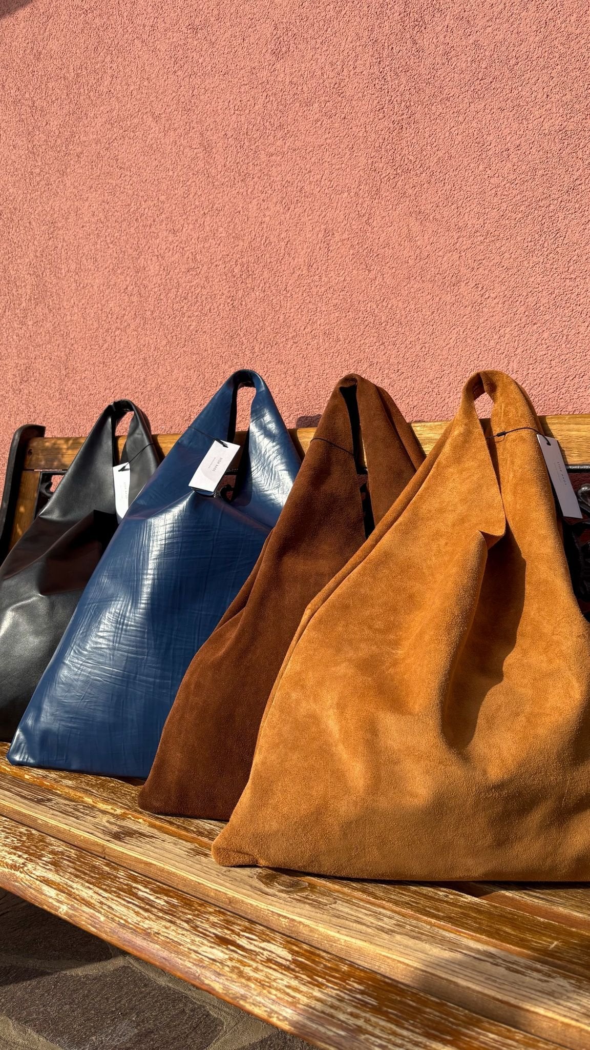 Borsa Hobo Morbida in Suede Camel con Pochette