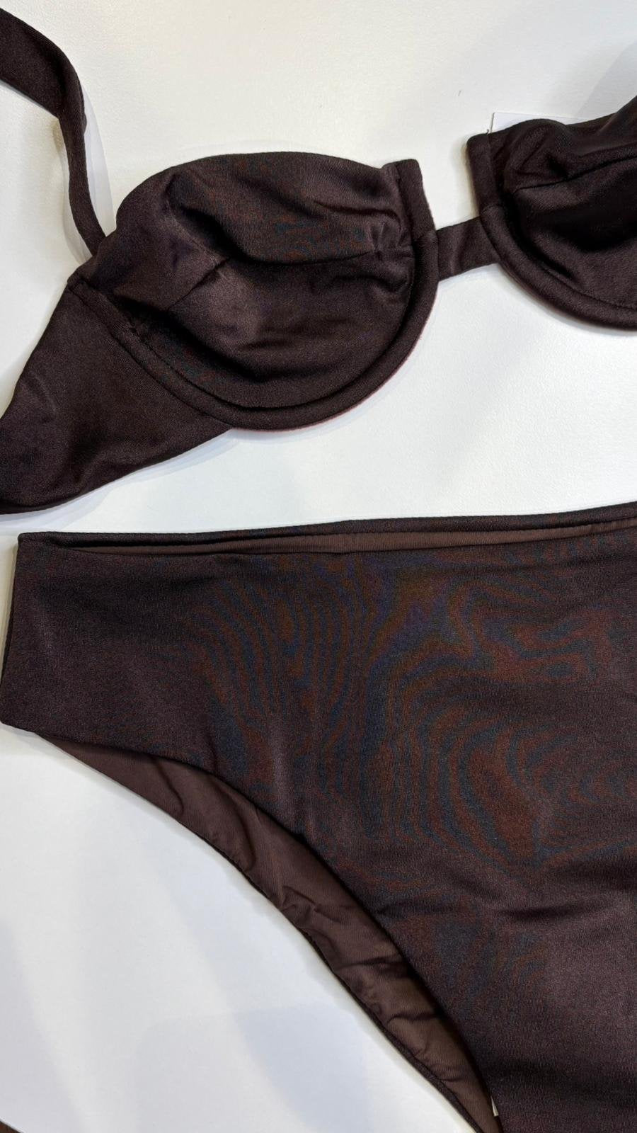 Bikini Adele