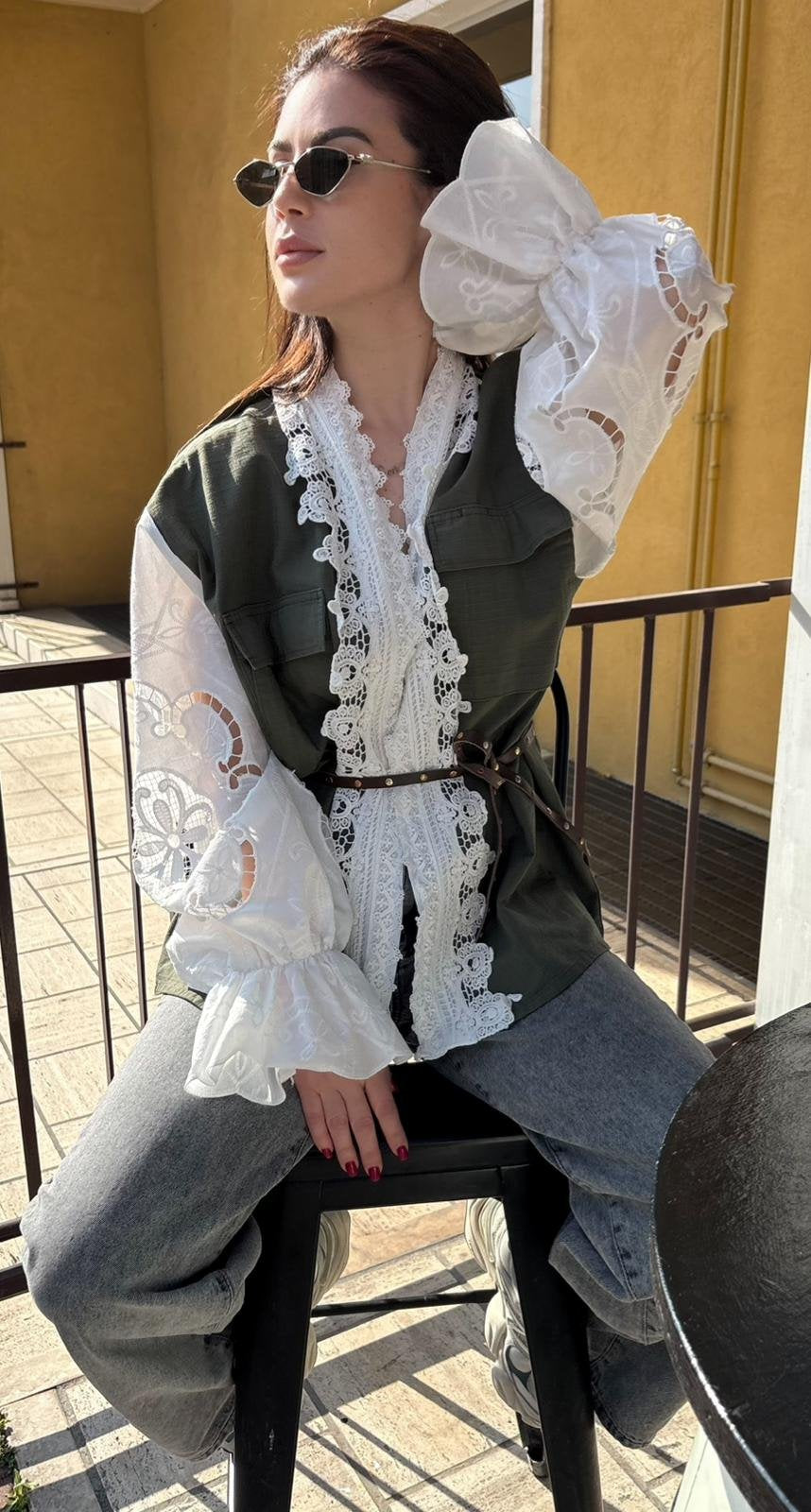 Military Jacket con Pizzo e Maniche in Sangallo